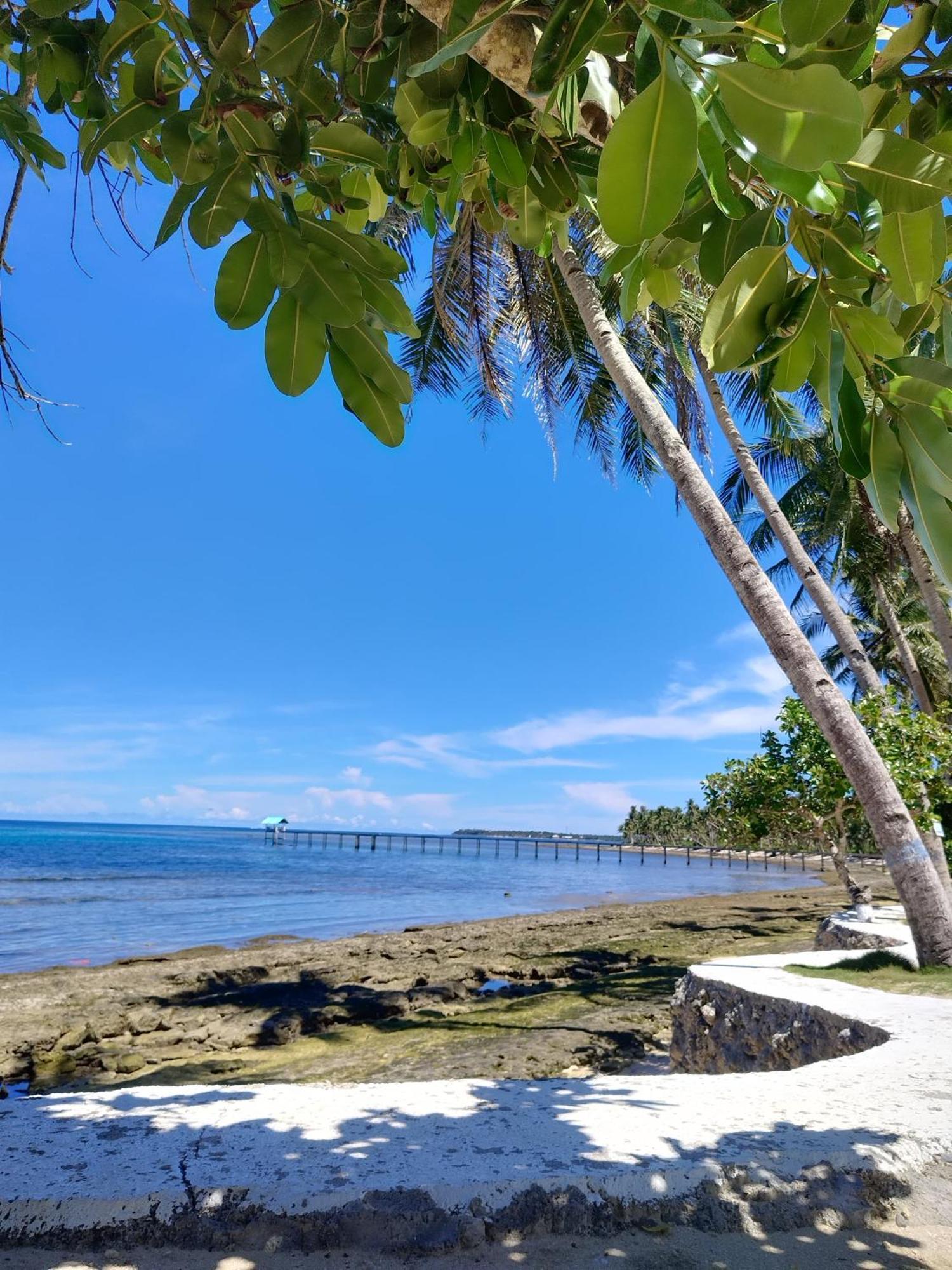 Langojon Jianjoy Beach Resort General Luna  Kültér fotó